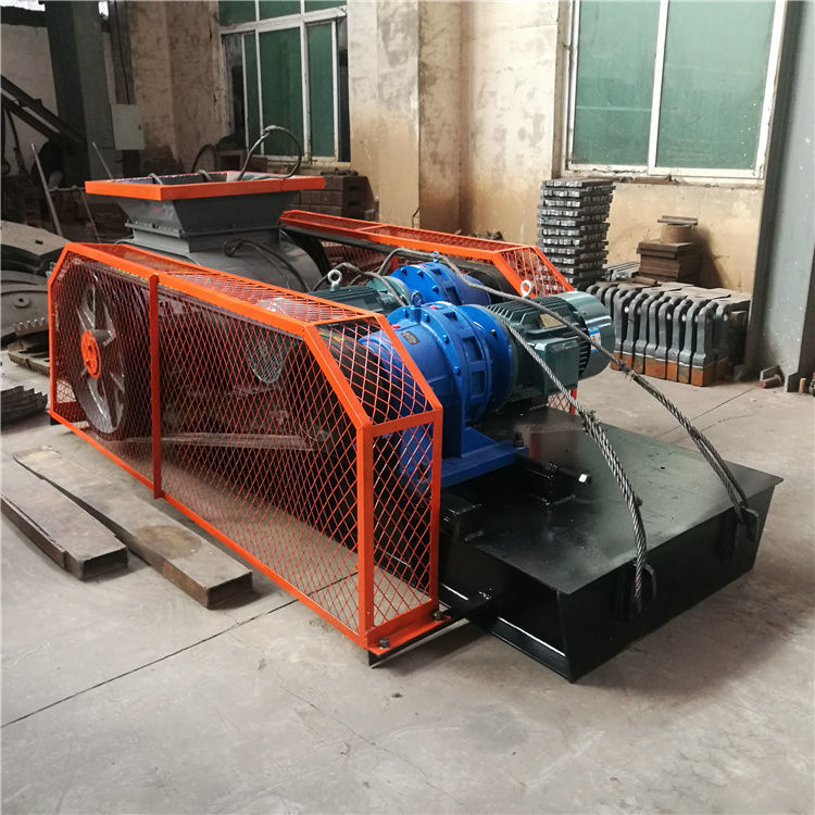 九游会网站打不开:修建废物能用对辊机制砂吗？湿料双辊破碎机可再生使用废料